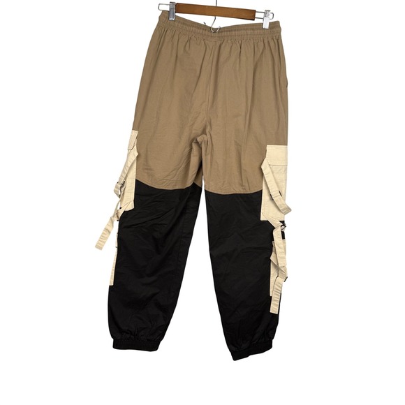 Akira Dixie Color Blocked Cargo Jogger Pants Tan Black Cream Multi Large NWT - Picture 3 of 9